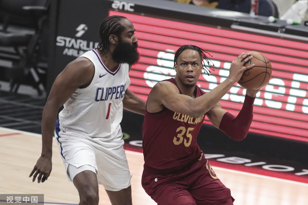 球的绿茵场 球的绿茵场