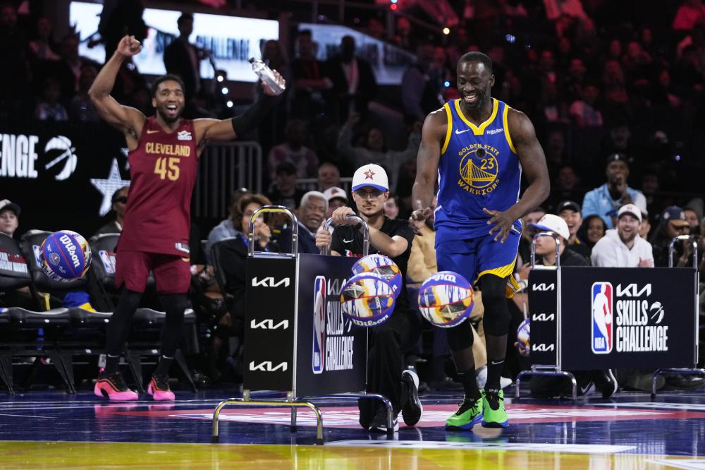 比赛一开场 比赛一开场